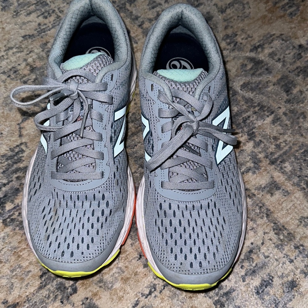 New balance 680 sneakers